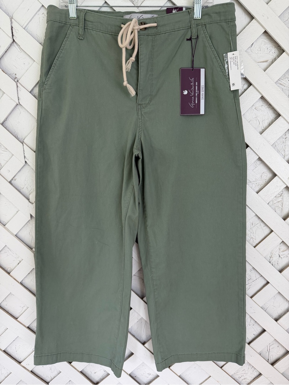 Gloria Vanderbilt Wide Leg Crop Jean High Rise Sage Green Drawstring size 12